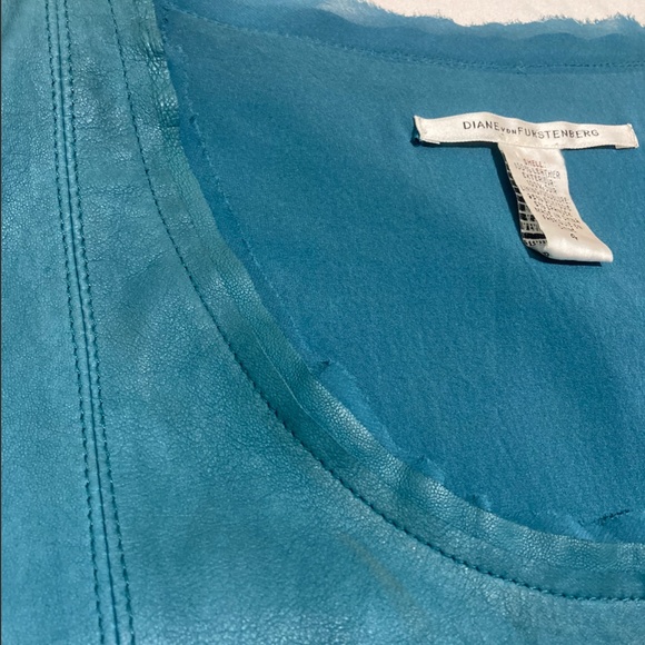 DIANE VON FURSTENBURG Genuine Leather Pocket Tee (Fits Sz 6-8) - Picture 15 of 15